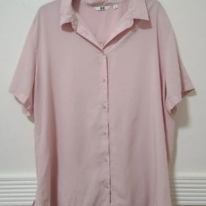 Uniqlo soft pink short sleeve shirt